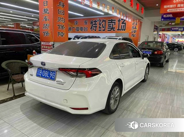 Toyota Corolla 2023 Белый из Китая, фото 6