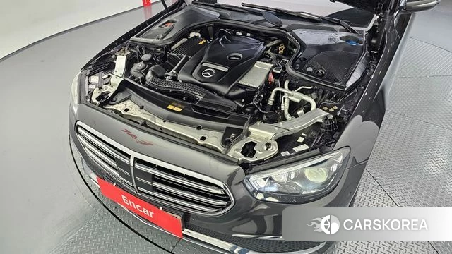 Mercedes-Benz E-Class W213 id 4764270 из Кореи 31