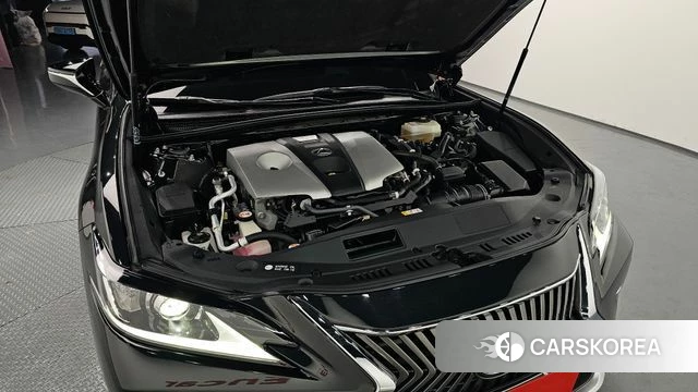 Lexus ES300h 7th generation id 3853030 из Кореи 16