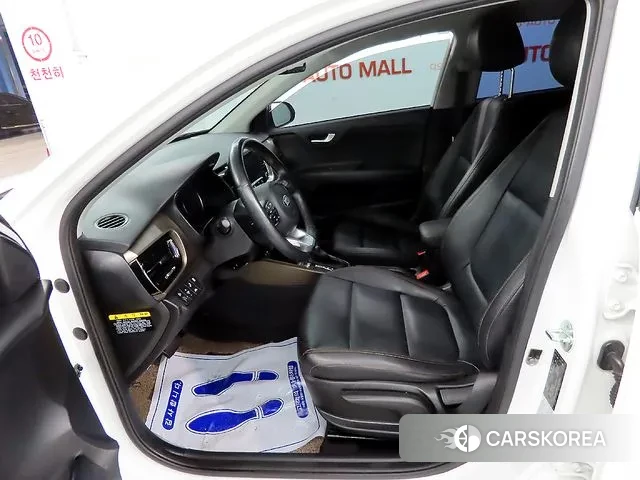 Kia Stonic id 3541175 из Кореи 16