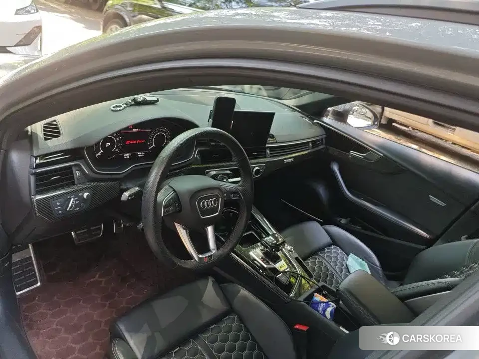 Audi RS 4 id 4607108 из Китая 7