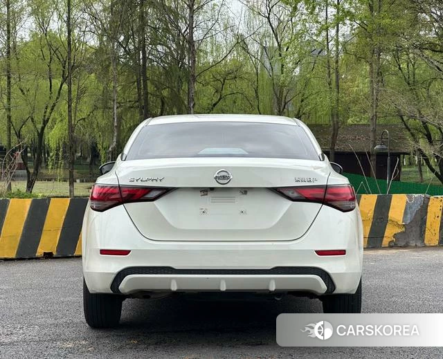 Nissan Xuan Yi id 4273315 из Китая 18