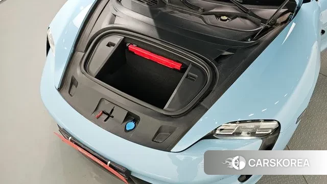 Porsche Taycan id 2994480 из Кореи 16