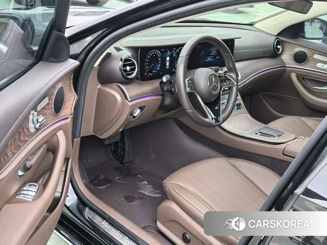 Mercedes-Benz E-class id 4263506 из Китая 15