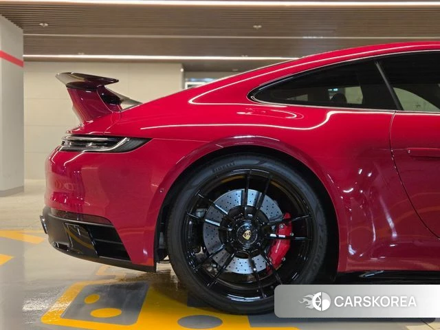 Porsche 911(992) id 3865393 из Кореи 16
