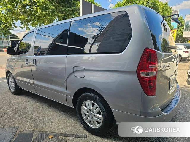 Hyundai The New Grand Starex id 4447818 из Кореи 16