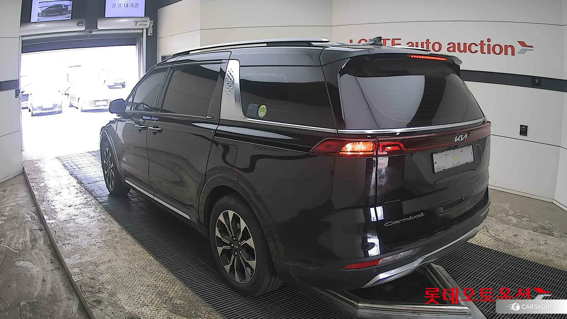 Kia Carnival id 3888374 из Кореи 33