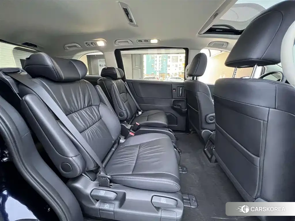 Honda Odyssey id 4546440 из Китая 27