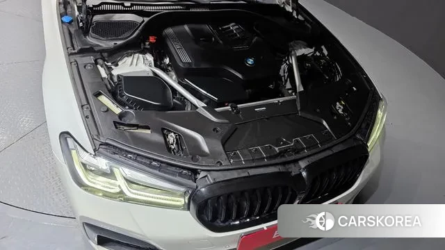 BMW 5 Series (G30) id 3753404 из Кореи 16