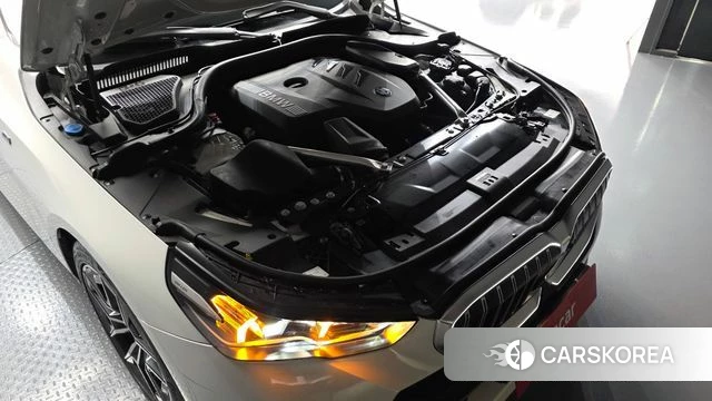 BMW 5 Series (G60) id 4315577 из Кореи 30