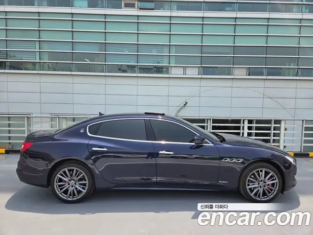 Maserati Quattroporte id 2718166 из Кореи 16