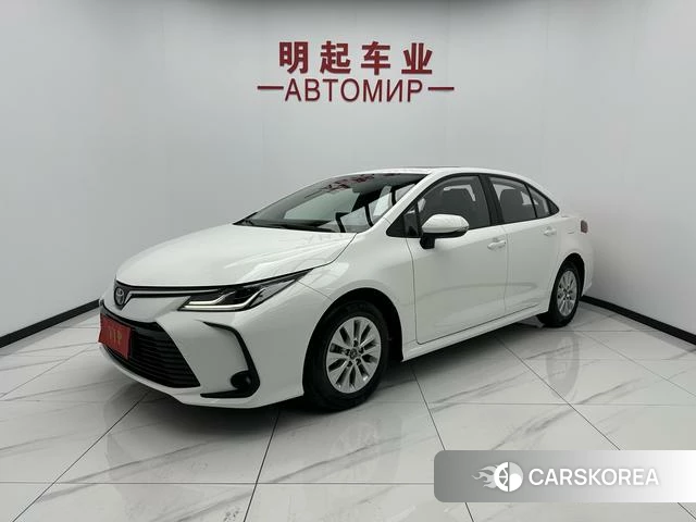 Toyota Corolla id 4365849 из Китая 13