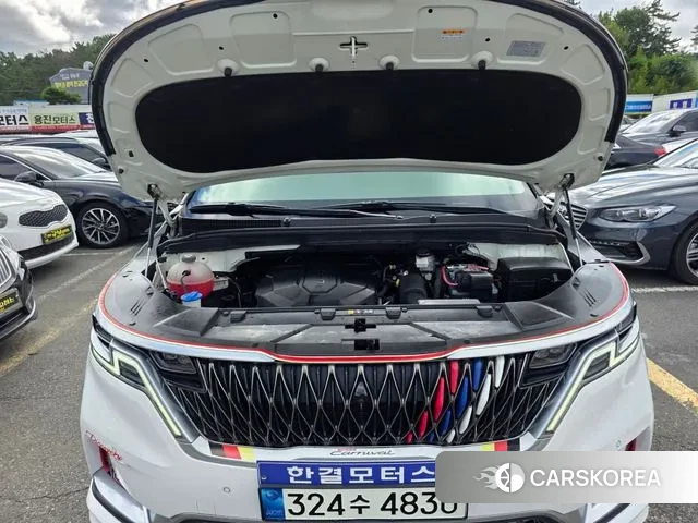 Kia Carnival 4th generation id 3038418 из Кореи 16