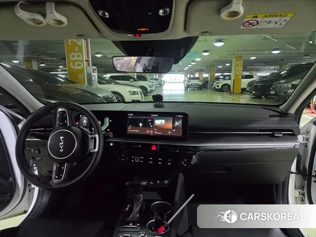 Kia The New K5 3rd generation 2024 Белый из Кореи, фото 6