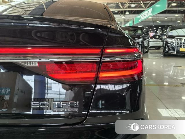 Audi A8 id 4342192 из Китая 26
