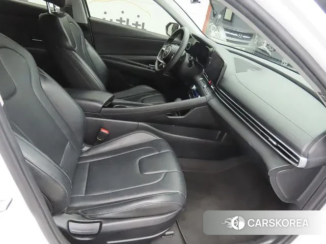 Hyundai Avante Hybrid (CN7) id 3635740 из Кореи 16