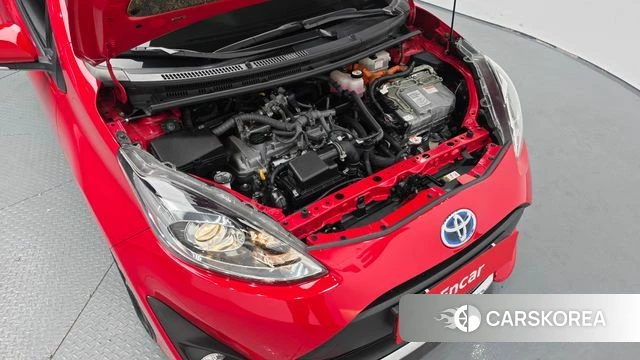 Toyota Prius C id 4464799 из Кореи 16