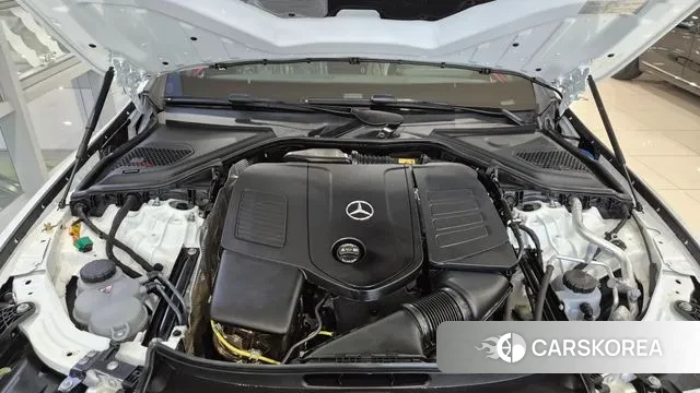 Mercedes-Benz E-Class W214 id 3590401 из Кореи 16