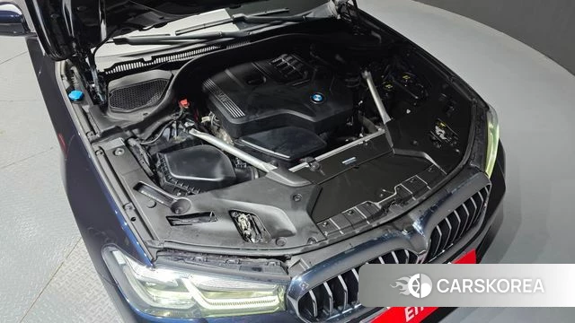 BMW 5 Series (G30) id 4323377 из Кореи 28
