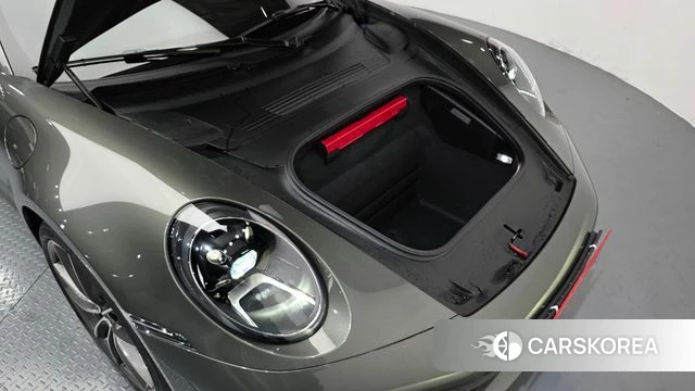 Porsche 911(992) id 3850840 из Кореи 16