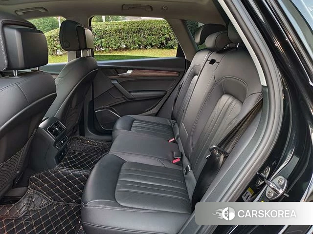 Audi Q5L id 4261594 из Китая 7