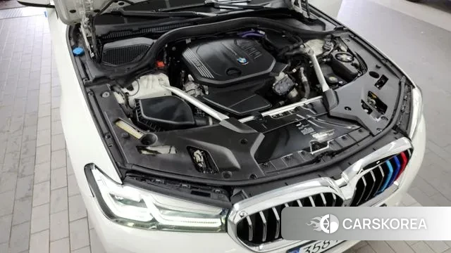 BMW 5 Series (G30) id 3023497 из Кореи 16