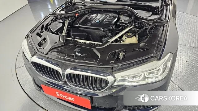 BMW 5 Series (G30) id 3449826 из Кореи 16