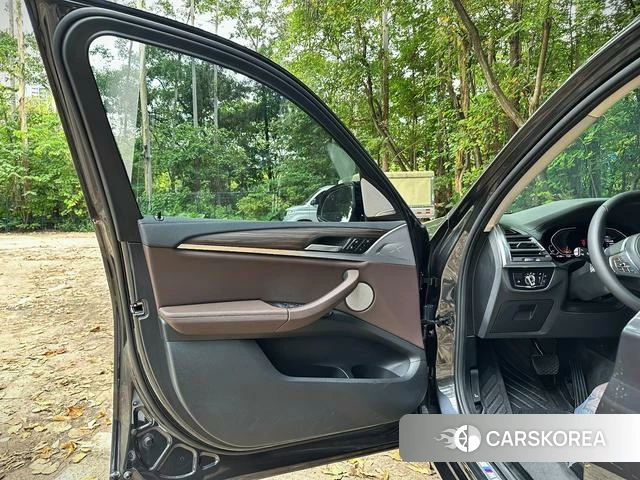 BMW X3 id 4393804 из Китая 23
