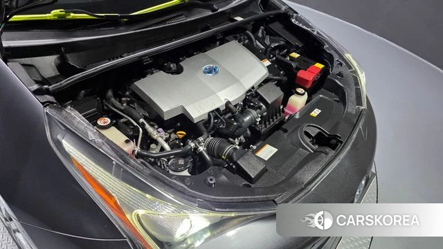 Toyota Prius 4th Generation id 4703408 из Кореи 31