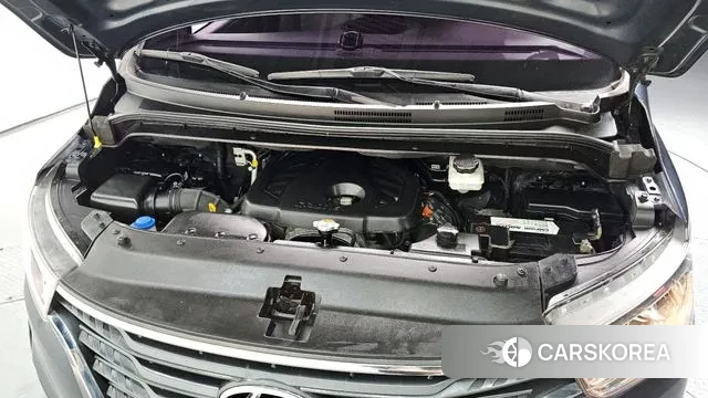 Hyundai The New Grand Starex id 3469924 из Кореи 16