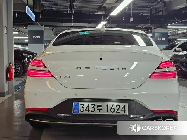 Genesis The New G70 id 4303177 из Кореи 16