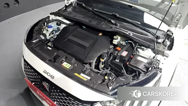 Peugeot e-208 second Generation id 3701688 из Кореи 16