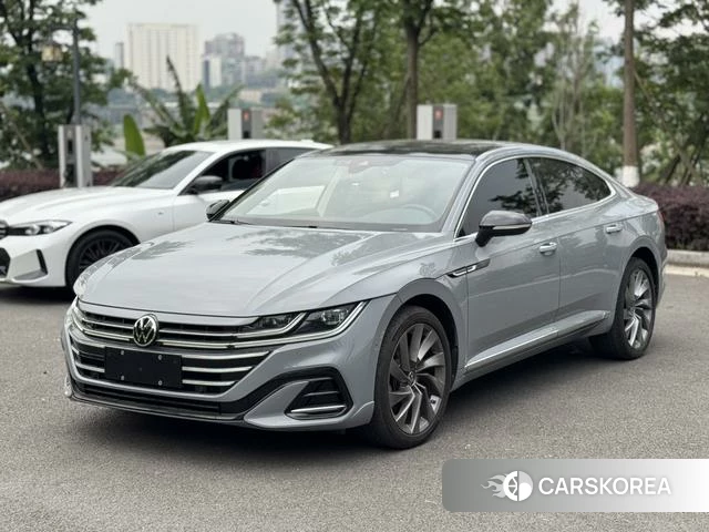 Volkswagen CC 2022 Темно-серый из Китая, фото 6