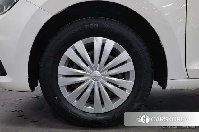 Volkswagen Santana id 4276229 из Китая 20