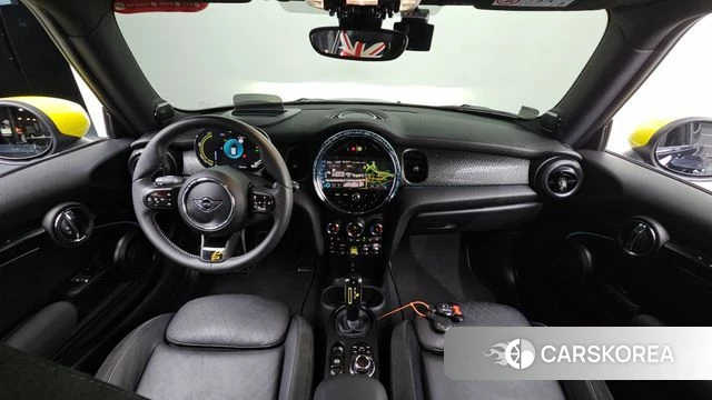 Mini Cooper Electric id 4645577 из Кореи 26