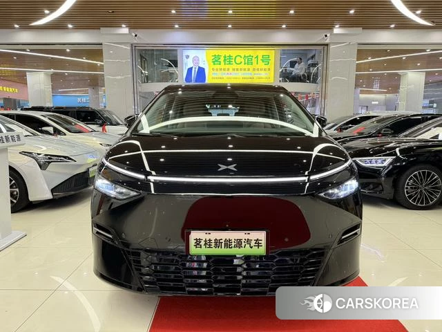 Xiaopeng Motors Xiaopeng X9 id 4205665 из Китая 12