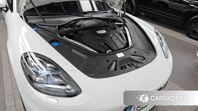 Porsche Panamera (971) id 4225114 из Кореи 32