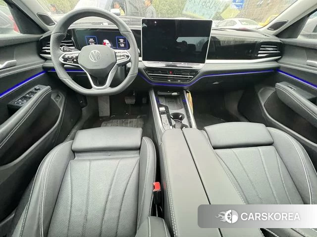 Volkswagen Passat 2024 Фиолетовый из Китая, фото 6