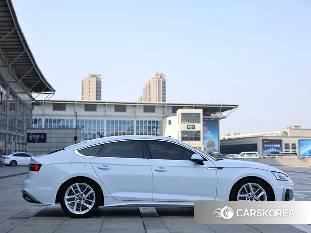 Audi A5 id 4211925 из Китая 19