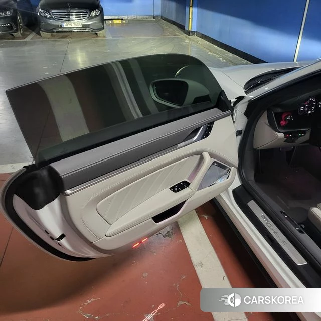 Porsche 911(992) 2021 Белый из Кореи, фото 6