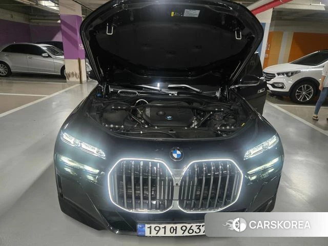 BMW 7 Series (G70) id 4847288 из Кореи 16