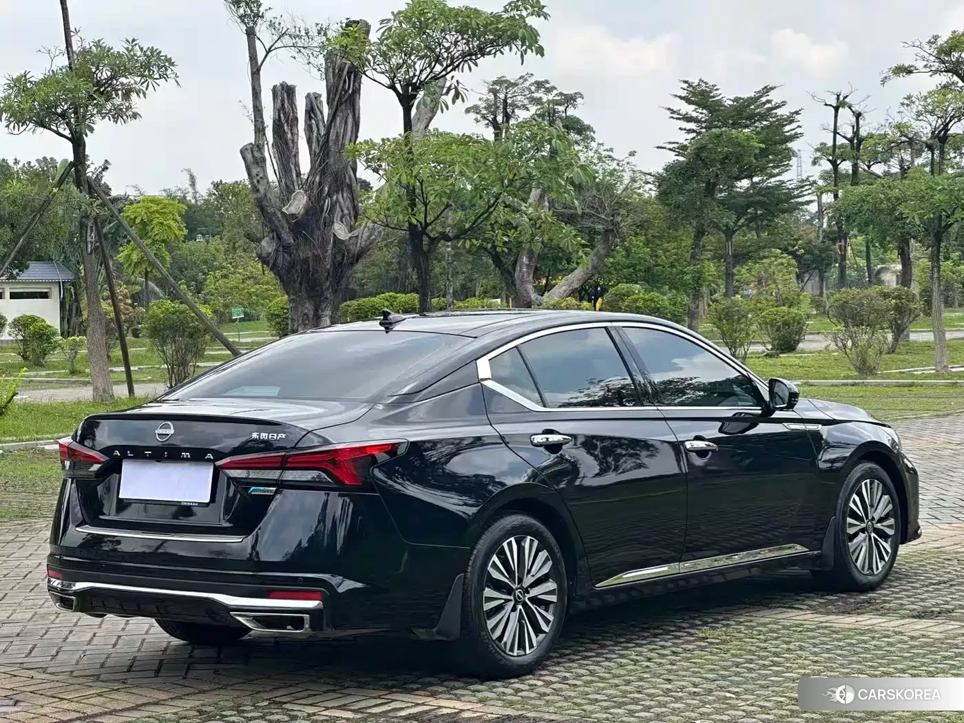 Nissan Teana id 4570333 из Китая 9