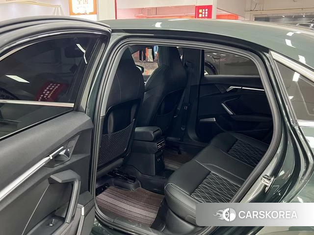 Audi A3 id 3945129 из Китая 9