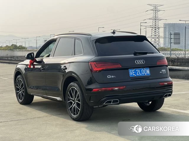 Audi Q5L id 4353194 из Китая 14