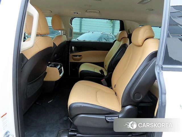 Kia Carnival 4th generation id 4382860 из Кореи 16