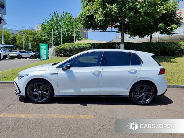 Volkswagen Golf 2021 Белый из Китая, фото 6