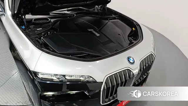 BMW i7 (G70) id 3426410 из Кореи 16