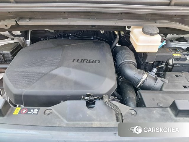 Hyundai Staria id 4307939 из Кореи 10