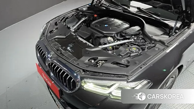 BMW 5 Series (G30) id 2965510 из Кореи 16