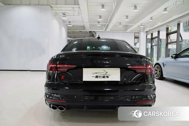 Audi S4 id 4266035 из Китая 7